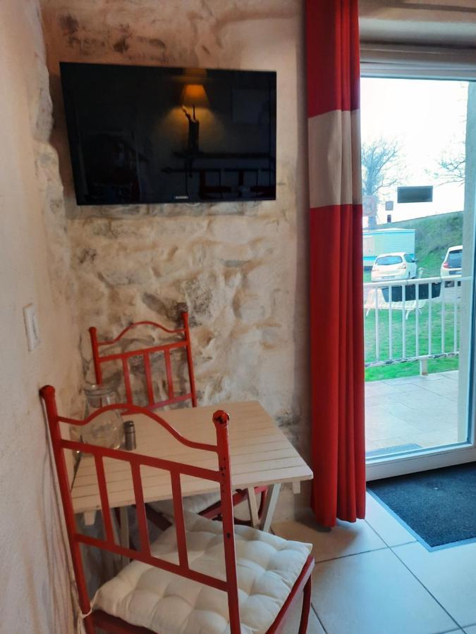 L'Echappee Tremoussante Bed and Breakfast Saint-Barthélemy-de-Vals Εξωτερικό φωτογραφία