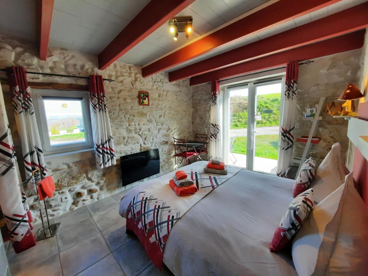 L'Echappee Tremoussante Bed and Breakfast Saint-Barthélemy-de-Vals Εξωτερικό φωτογραφία