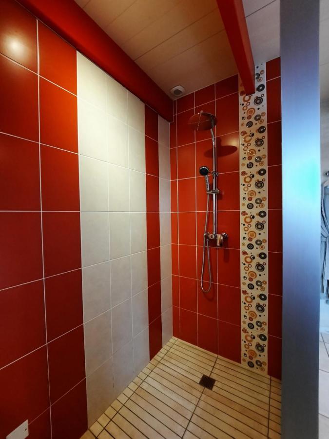 L'Echappee Tremoussante Bed and Breakfast Saint-Barthélemy-de-Vals Εξωτερικό φωτογραφία