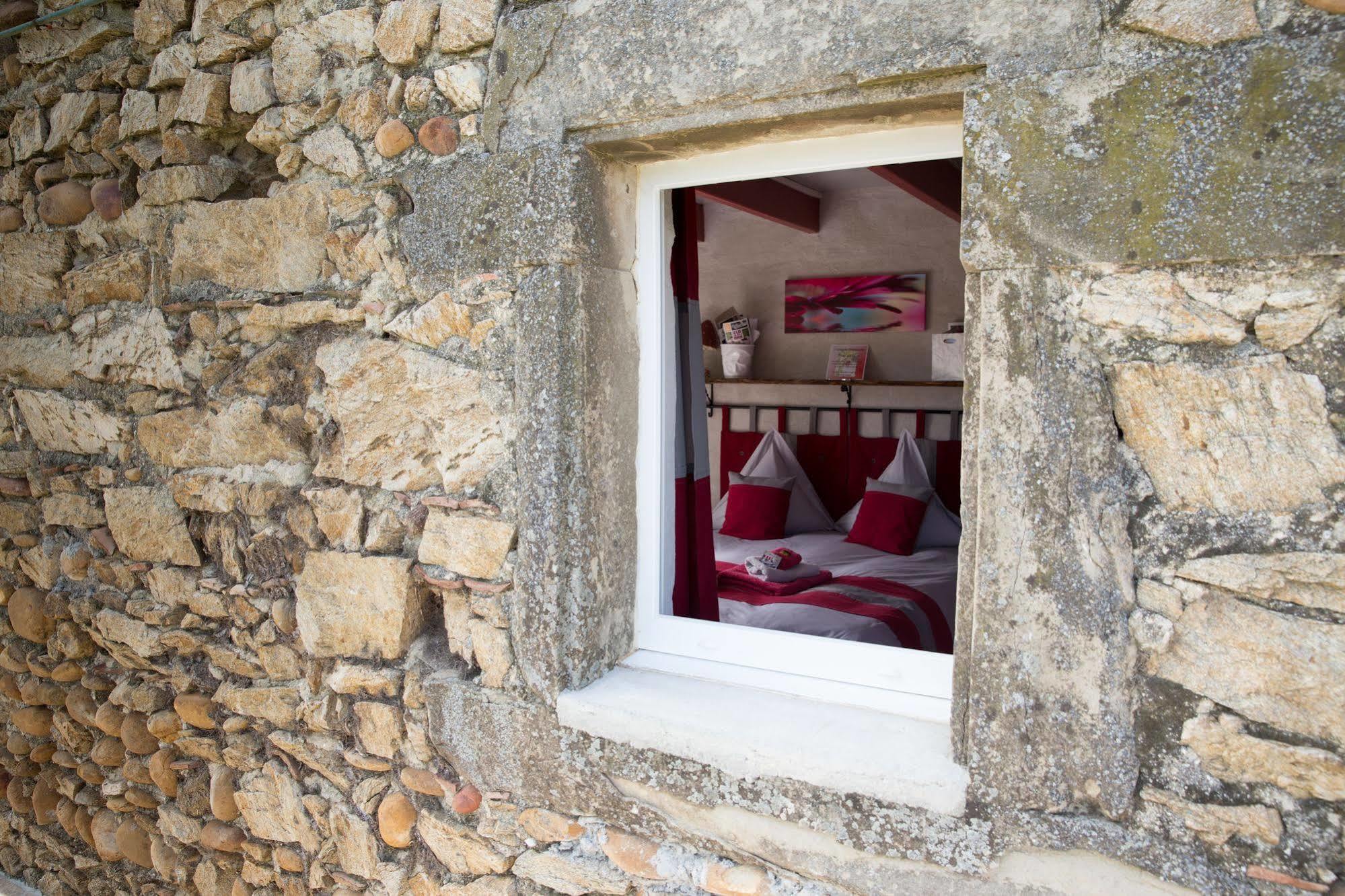 L'Echappee Tremoussante Bed and Breakfast Saint-Barthélemy-de-Vals Εξωτερικό φωτογραφία