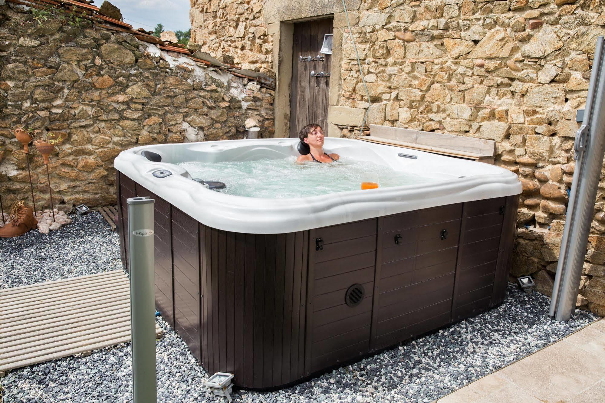 L'Echappee Tremoussante Bed and Breakfast Saint-Barthélemy-de-Vals Εξωτερικό φωτογραφία